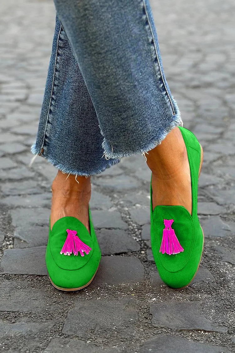 April™ | Green Loafer With Fuchsia Tassel