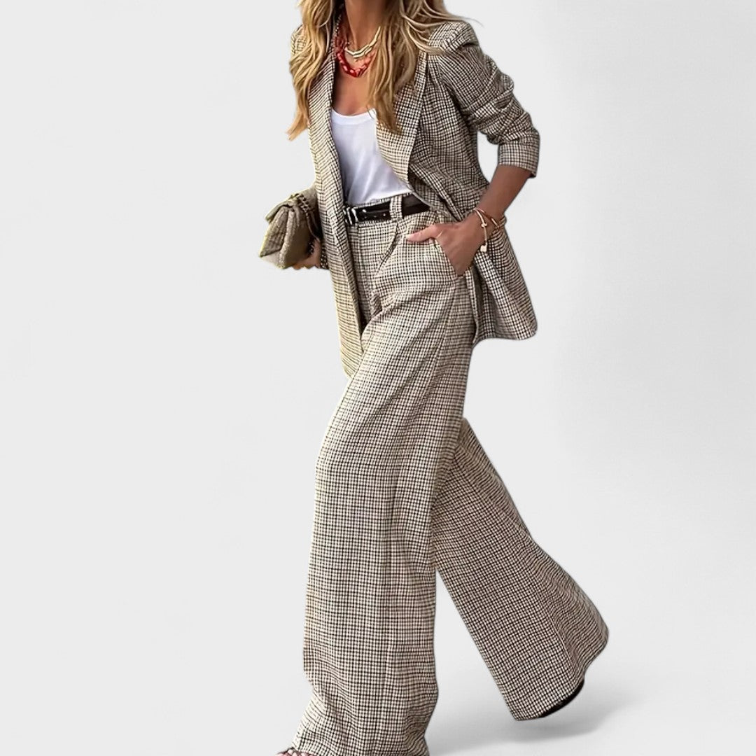 Victoria™ - Elegant Outfit