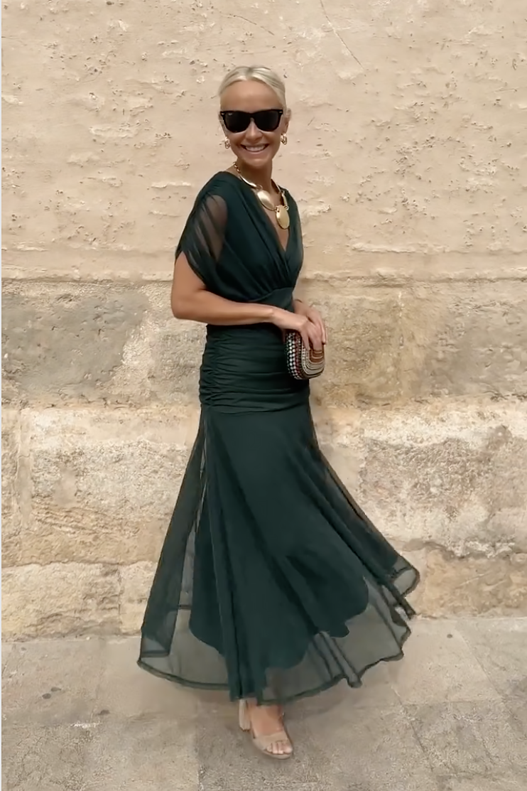 Almudena™ | Long Dress with V-Neck