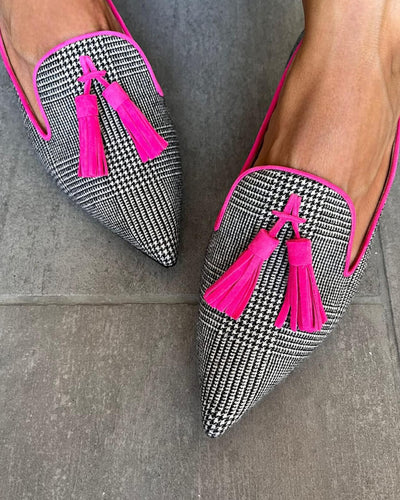 Zoe™ | Pointed Loafer With Fluo Fringes