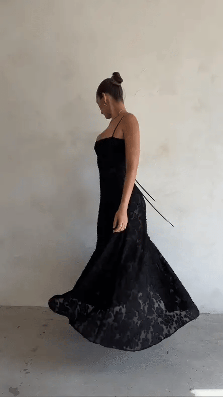 Cecilia™ - Romantic and Elegant Dress