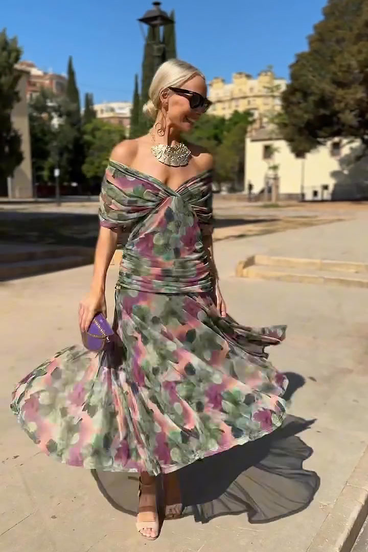 Almudena™ | Long Dress with V-Neck