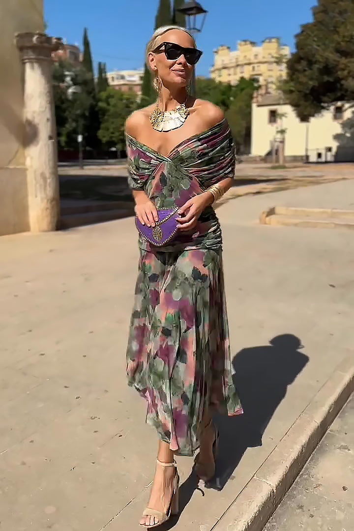 Almudena™ | Long Dress with V-Neck