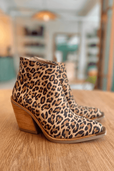 Audrey™ | Pointed Toe Cowboy Boot