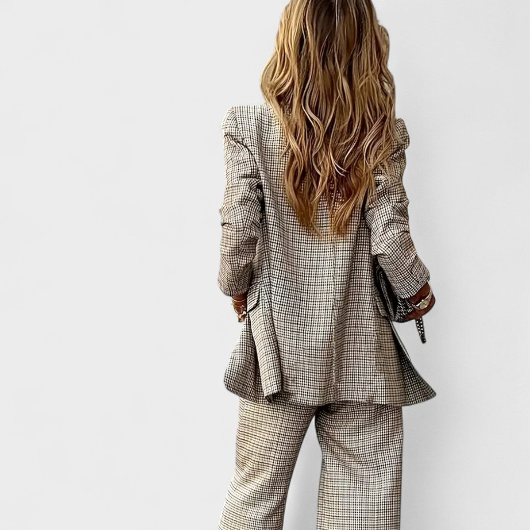 Victoria™ - Elegant Outfit
