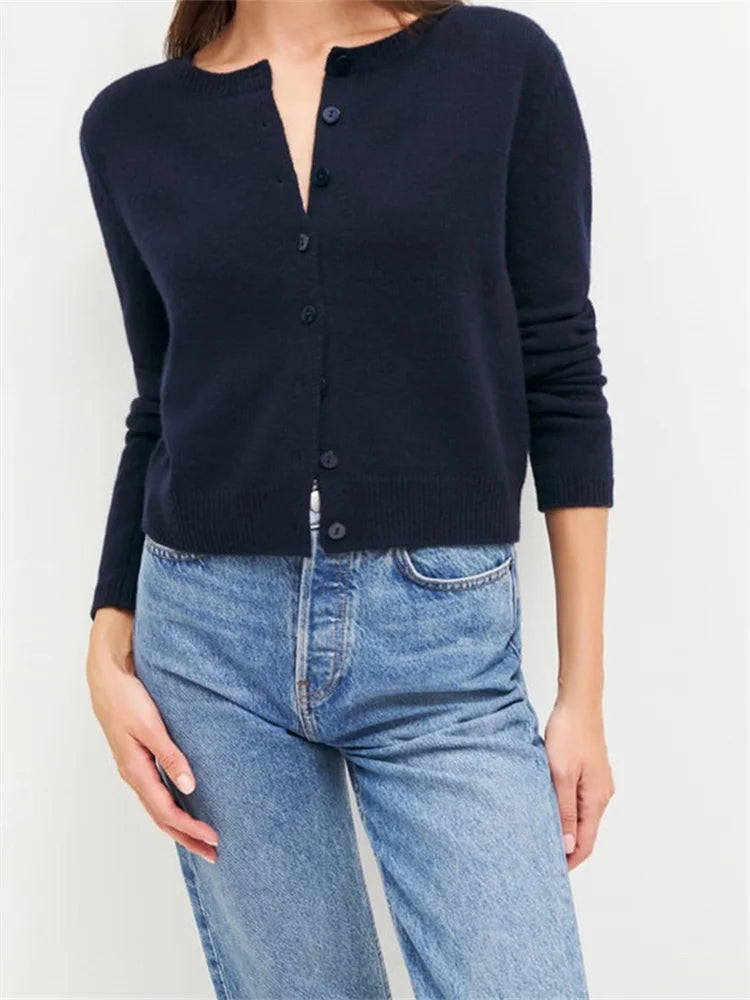 Alessia™ – Cardigan Classico a Bottoni