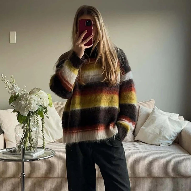 Ariana™ – Oversized Multicolor Striped Sweater