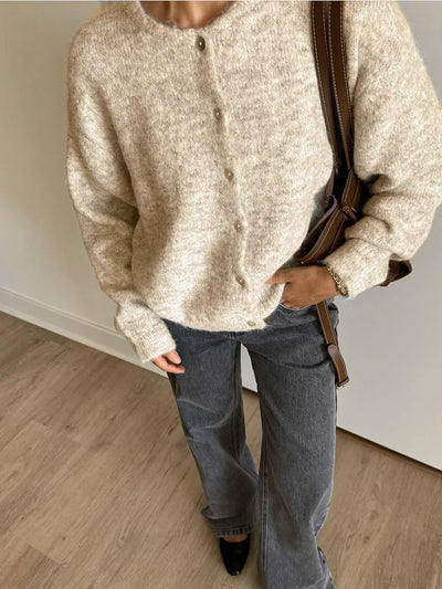 Amara™ – Elegant Knit Cardigan