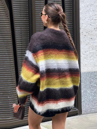 Ariana™ – Oversized Multicolor Striped Sweater