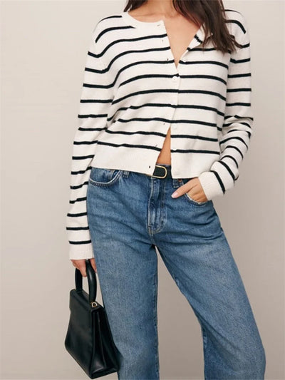 Alessia™ – Cardigan Classico a Bottoni