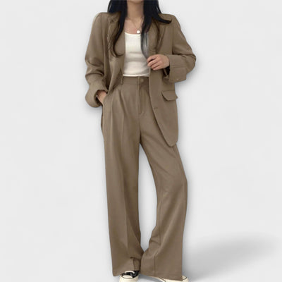 Gigi™- Modern Set