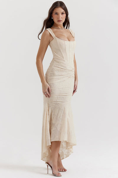 Carolina™ - Elegant and Chic Dress