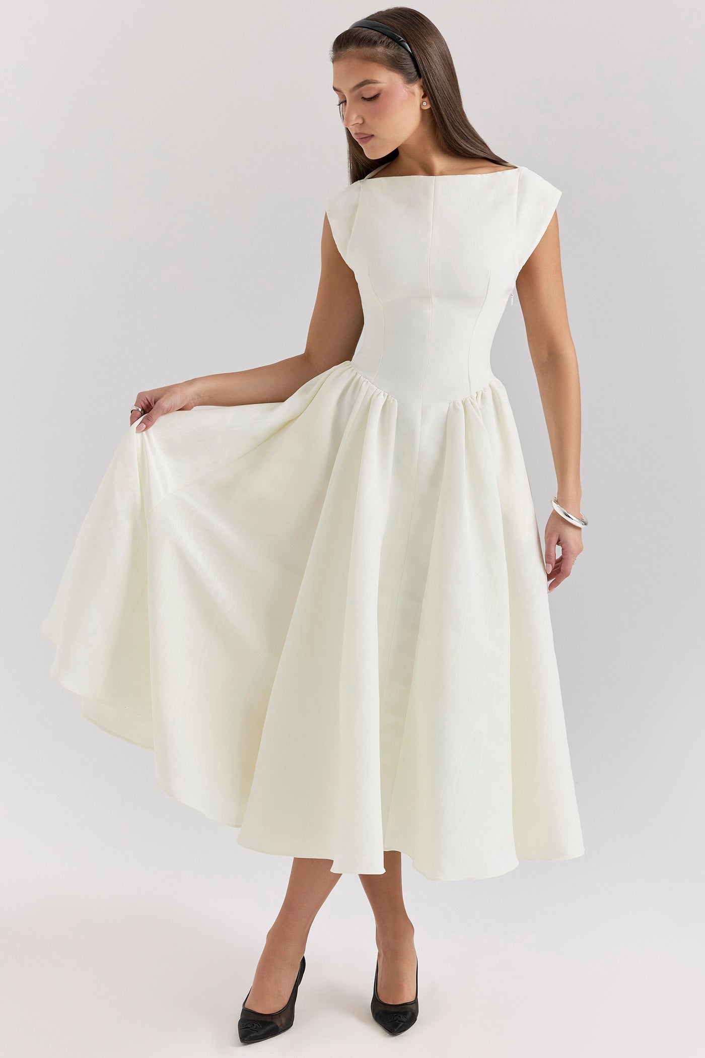 Paula™ - Dress with Open Back