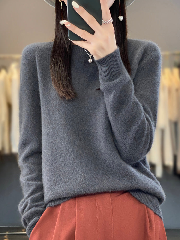 Chiara™ – Soft Basic Sweater
